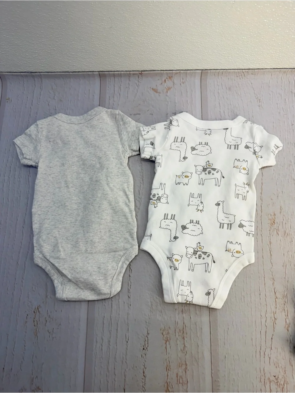 Carter’s Simple Joys Gerber Baby 0-3M 4-Pack Bodysuits Neutral Animal